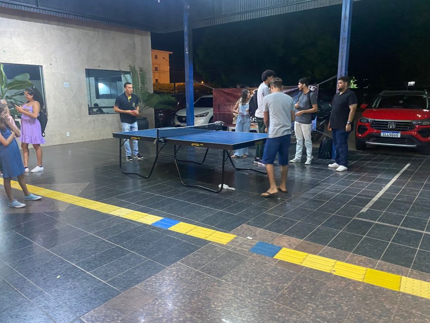 Atlética Impostores disponibiliza mesa de Ping Pong no pátio da FAAr para Estimular Prática Esportiva